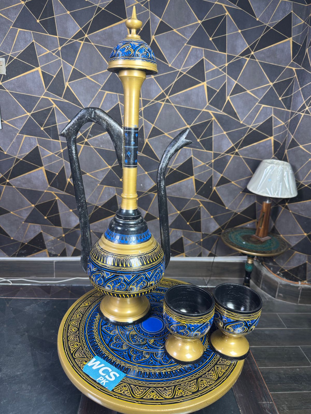 Umry Khyam Art Stand